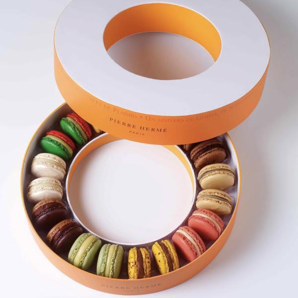 Pierre Hermé macaron 20c