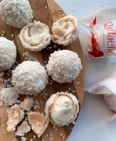 Chocolate phủ dừa Ferrero Raffaello