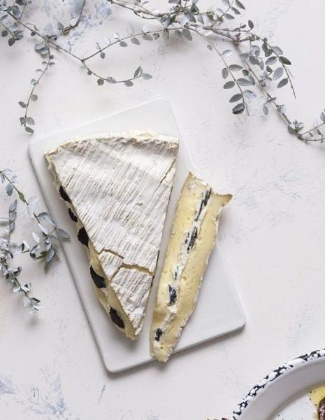 Phô mai Crémeux de Bourgogne à la Truffe