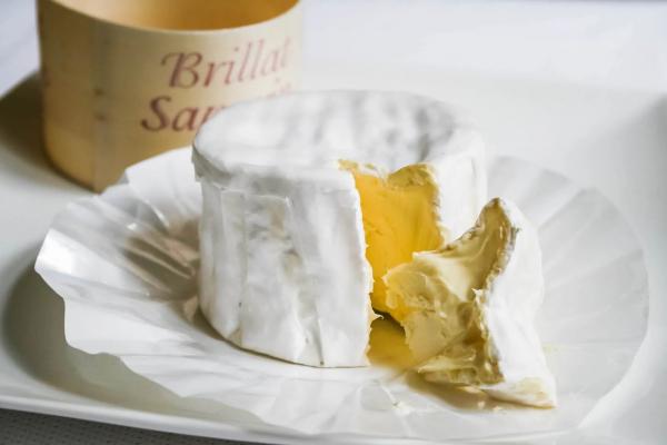 Phô mai Brillat-Savarin