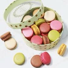 Laduree macaron 15c
