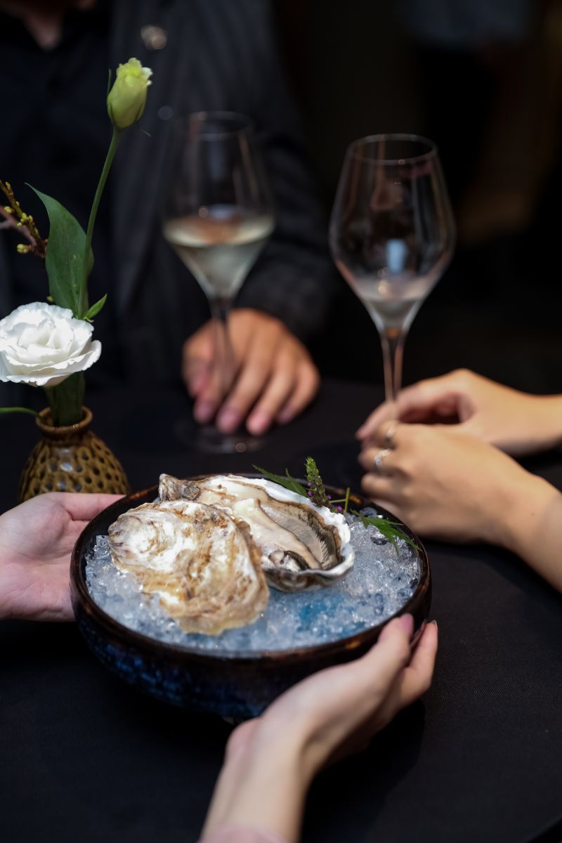 Hàu Gillardeau và Champagne