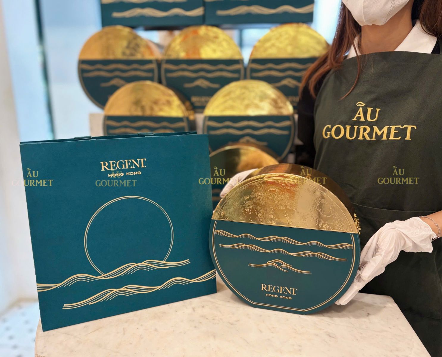 Bánh trung thu The Regent Hong Kong 2025