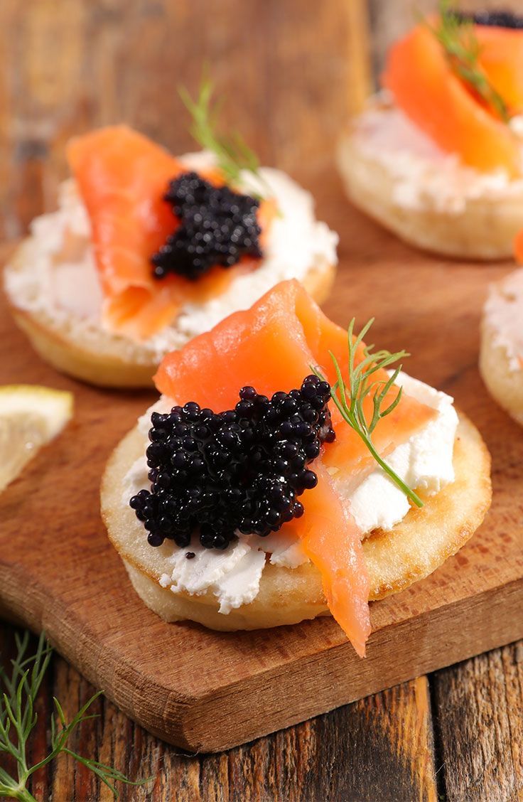 Caviar dùng kèm Blinis