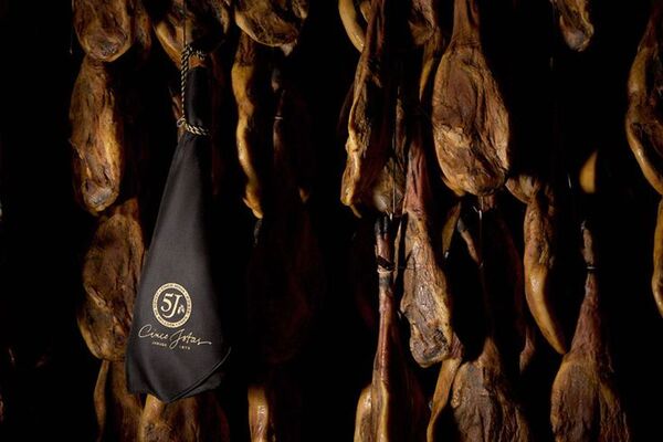 Đùi heo muối 5J Cinco Jotas Jabugo