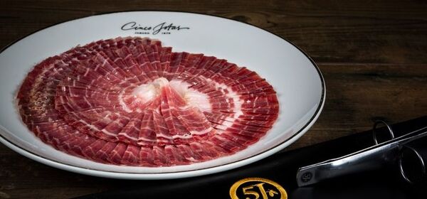 thời gian gia vị đắt giá 5J Cinco Jotas