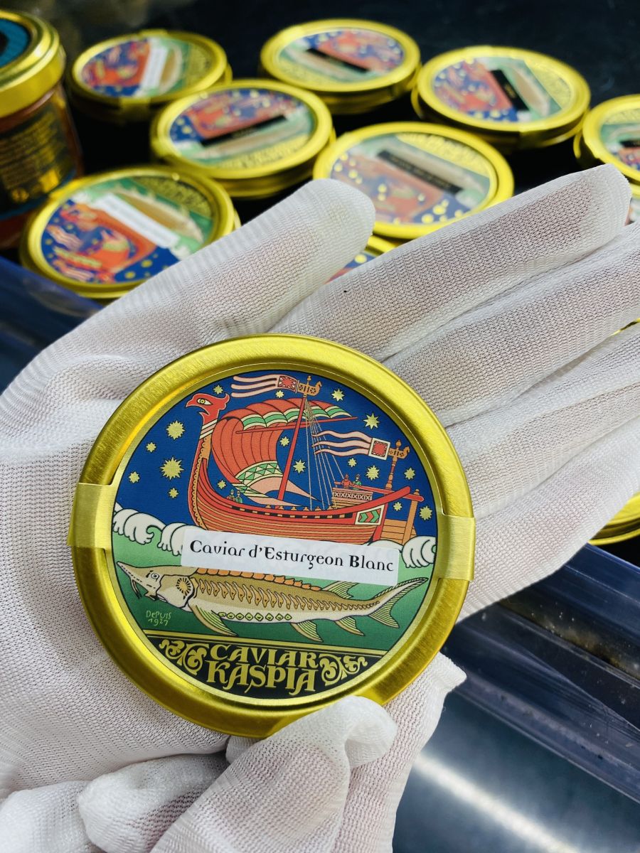 Caviar viên ngọc của đại dương