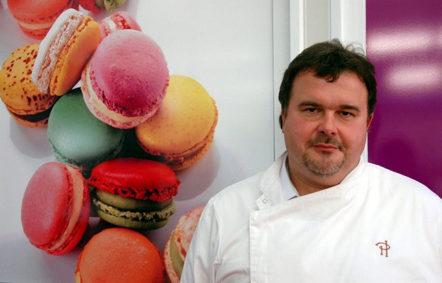 PIERRE HERMÉ: PHÙ THỦY CỦA LÀNG BÁNH NGỌT