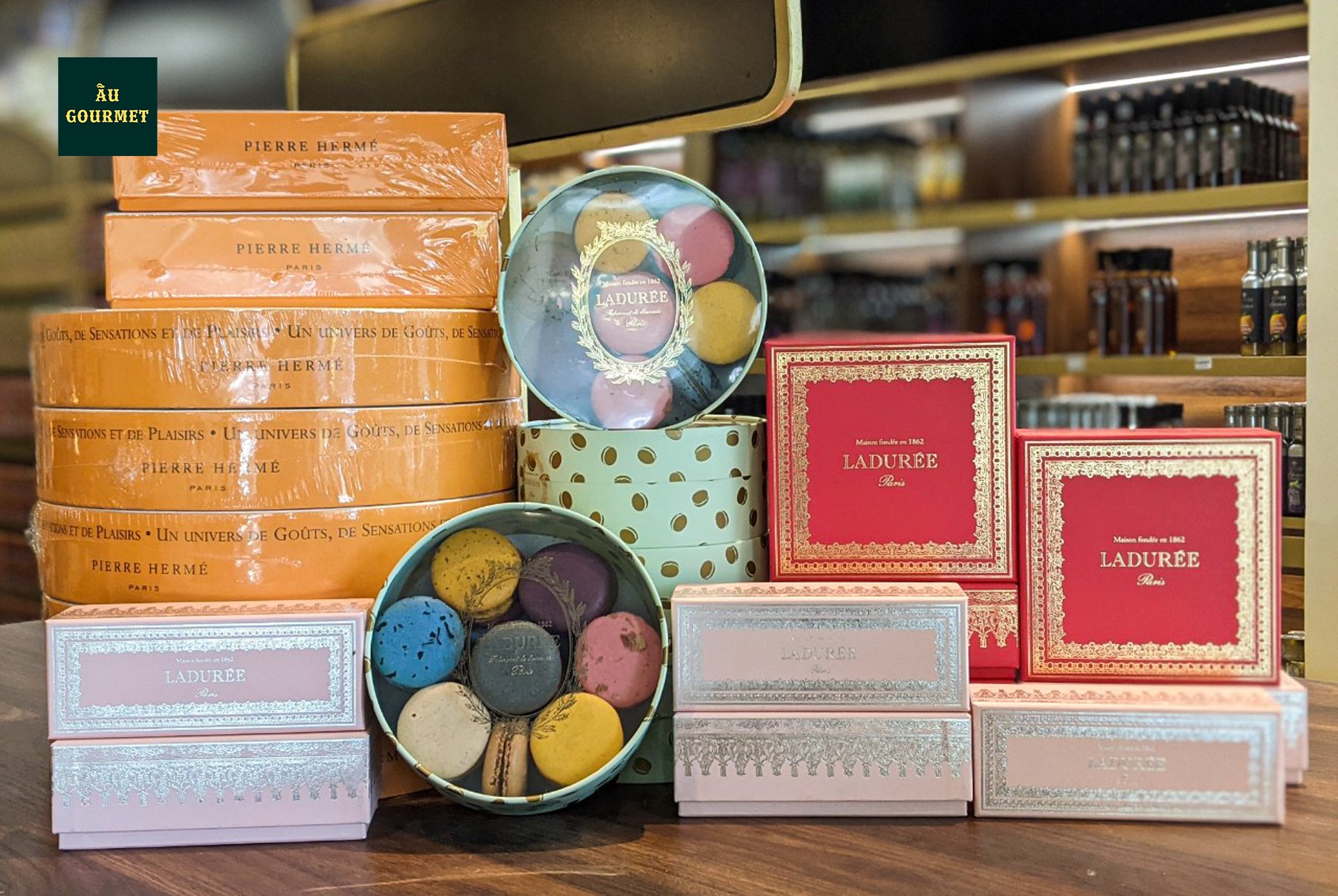 LADUREE & PIERRE HERMÉ: BÁNH NGON ĐỌ SẮC, MUÔN MÀU MACARON TẠI AU GOURMET 