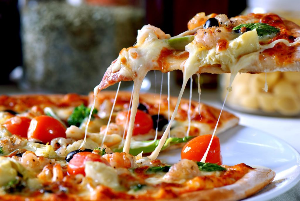 NHỮNG CON SỐ THÚ VỊ VỀ PIZZA - LOẠI BÁNH BIỂU TƯỢNG CỦA NGƯỜI Ý 