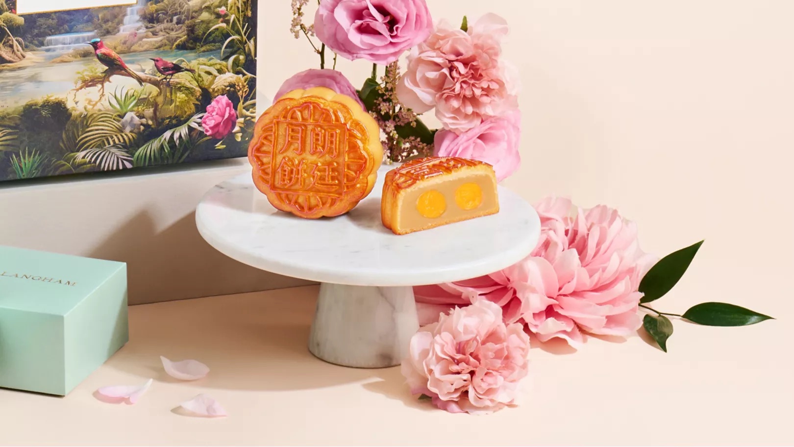 Bánh trung thu danh giá bậc nhất Hong Kong - Tinh hoa giới thượng lưu