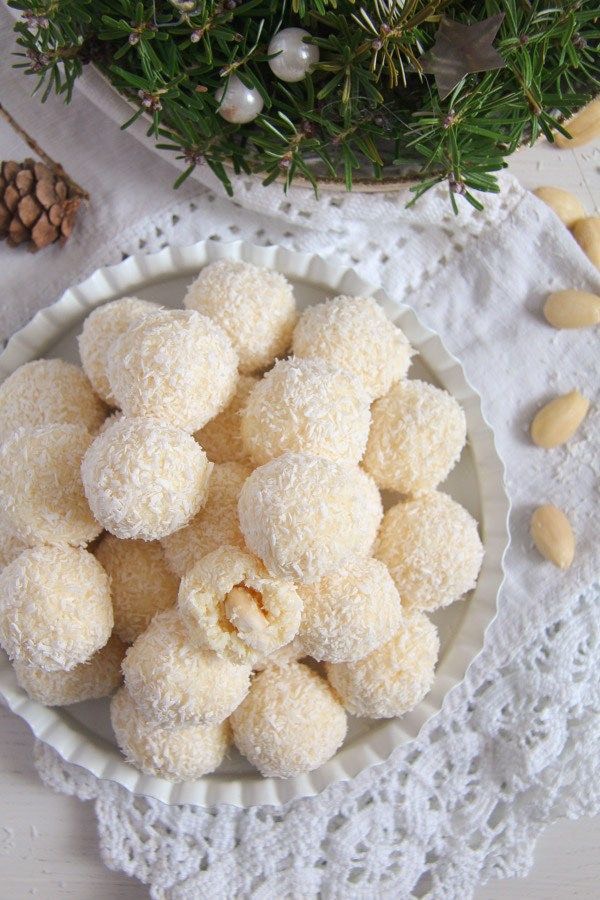 RAFFAELLO – LOẠI KẸO TRUYỀN THỐNG ĐƯỢC CẢ THẾ GIỚI ƯA THÍCH