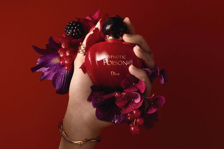 Nước hoa Dior Hypnotic Poison - Biểu tượng của sự bí ẩn